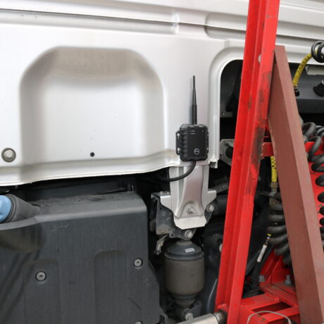van-mounted-camera-installation
